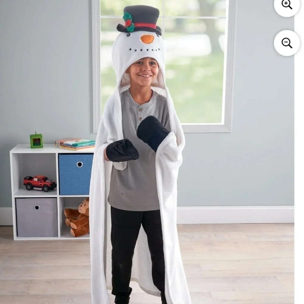 Glow in the Dark Snowman Blanket Hooded NEW Christmas Frosty White